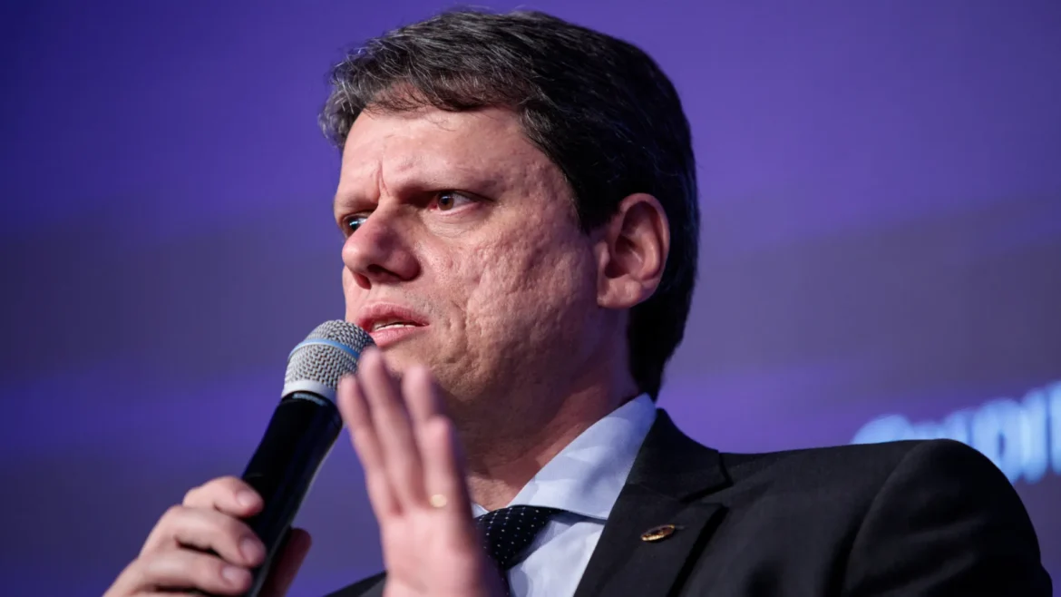 tarcisio-descarta-participacao-do-pcc-em-intoxicacoes-por-metanol-em-sp