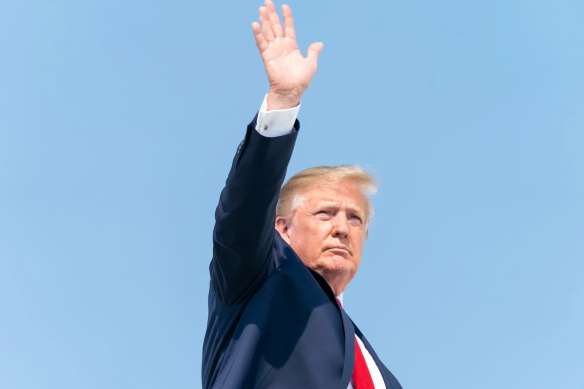 trump-critica-china-por-cortar-compra-de-soja-e-anuncia-medidas-de-apoio-a-agricultores