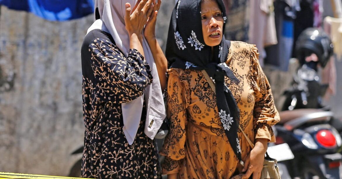 total-de-mortos-sobe-para-13-em-desastre-de-escola-islamica-na-indonesia