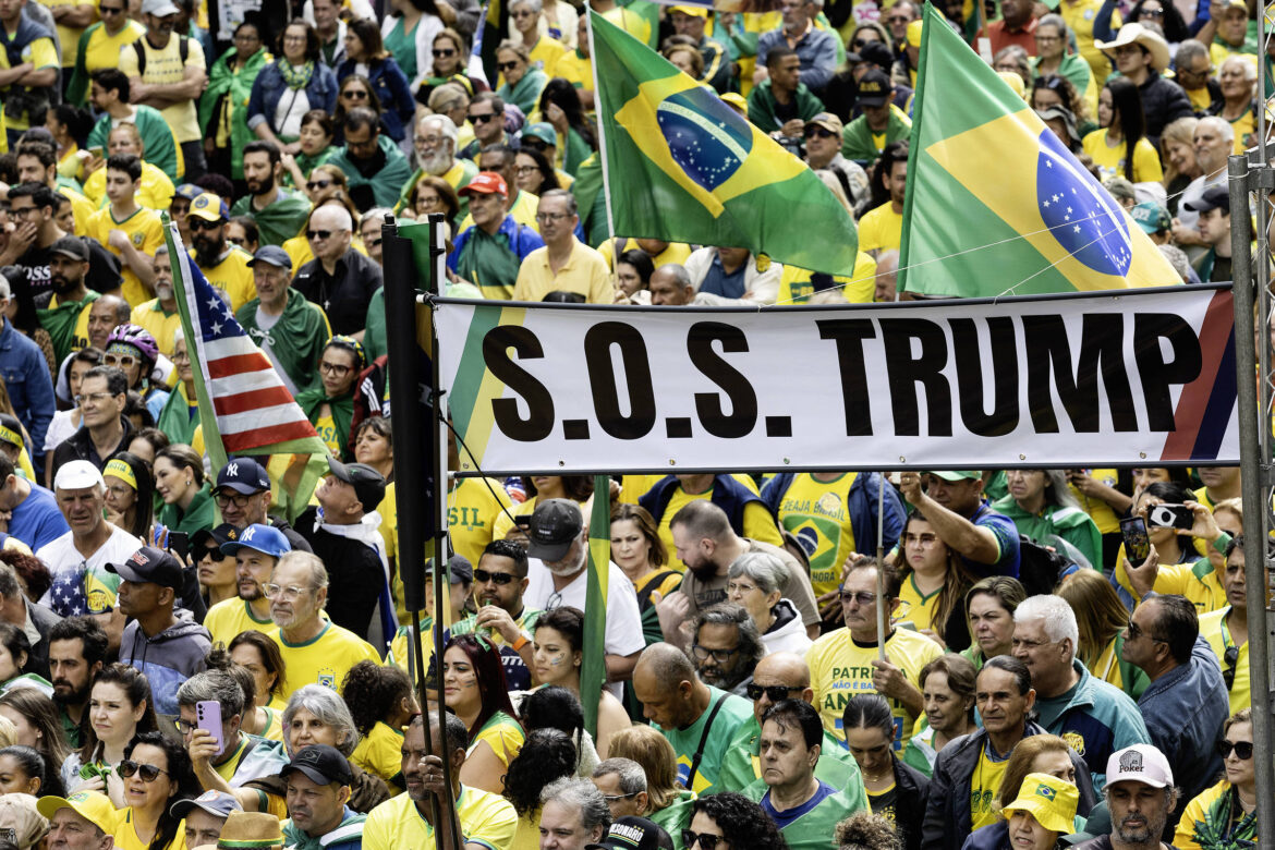caminhada-bolsonarista-em-brasilia-por-anistia-tenta-se-contrapor-a-ato-da-esquerda