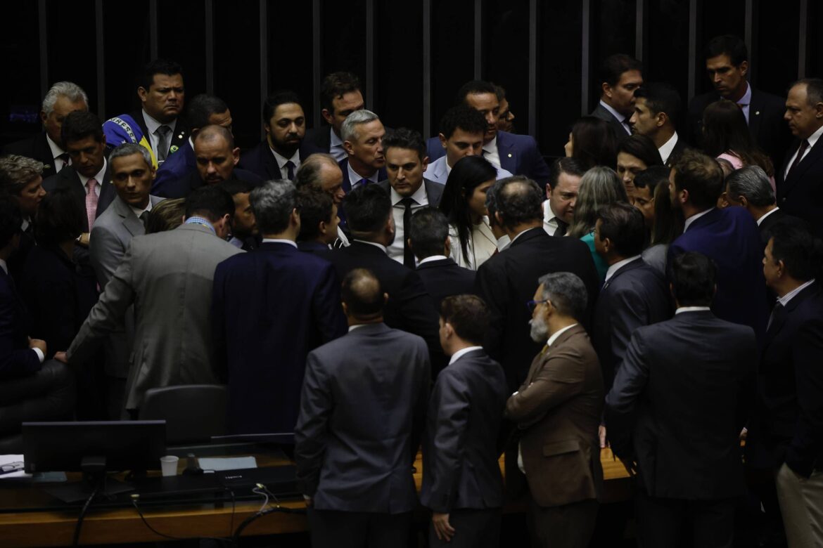 conselho-de-etica-instaura-processos-para-suspender-deputados-de-motim-bolsonarista
