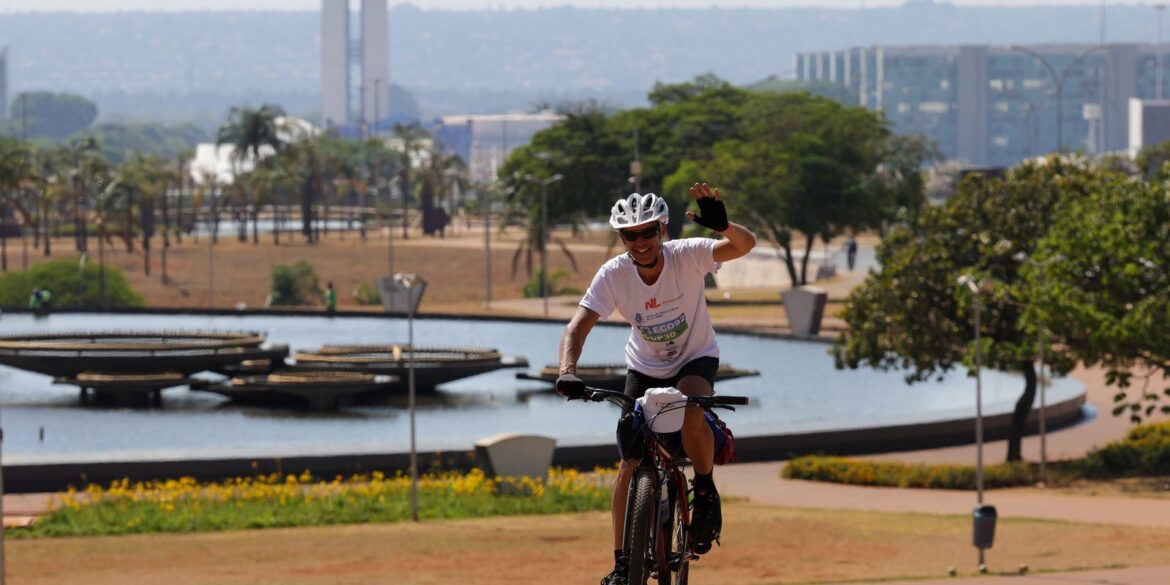 ambientalista-promove-educacao-em-viagem-de-bicicleta-do-rio-a-belem