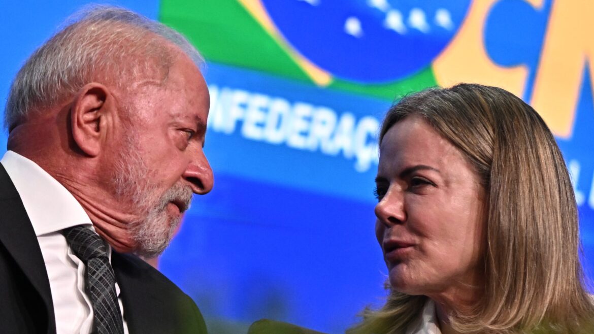 cnh-sem-autoescola-contraria-gleisi-hoffman-e-expoe-falta-de-sintonia-no-governo