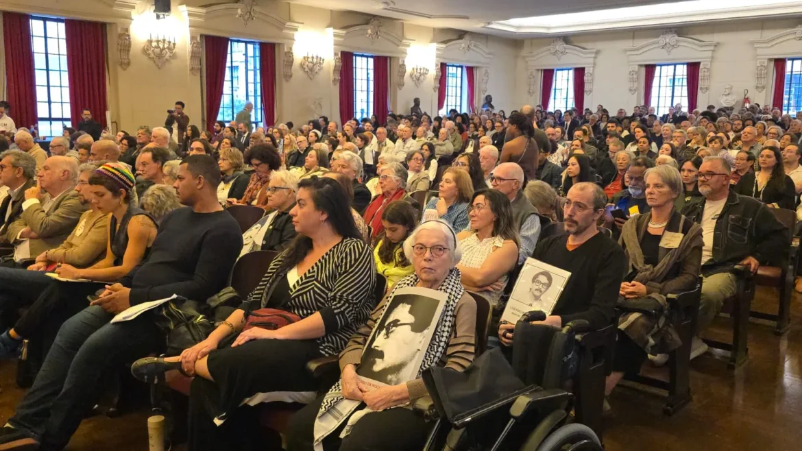 familiares-de-mortos-e-desaparecidos-da-ditadura-militar-recebem-certidoes-de-obito-retificadas-em-evento-em-sp
