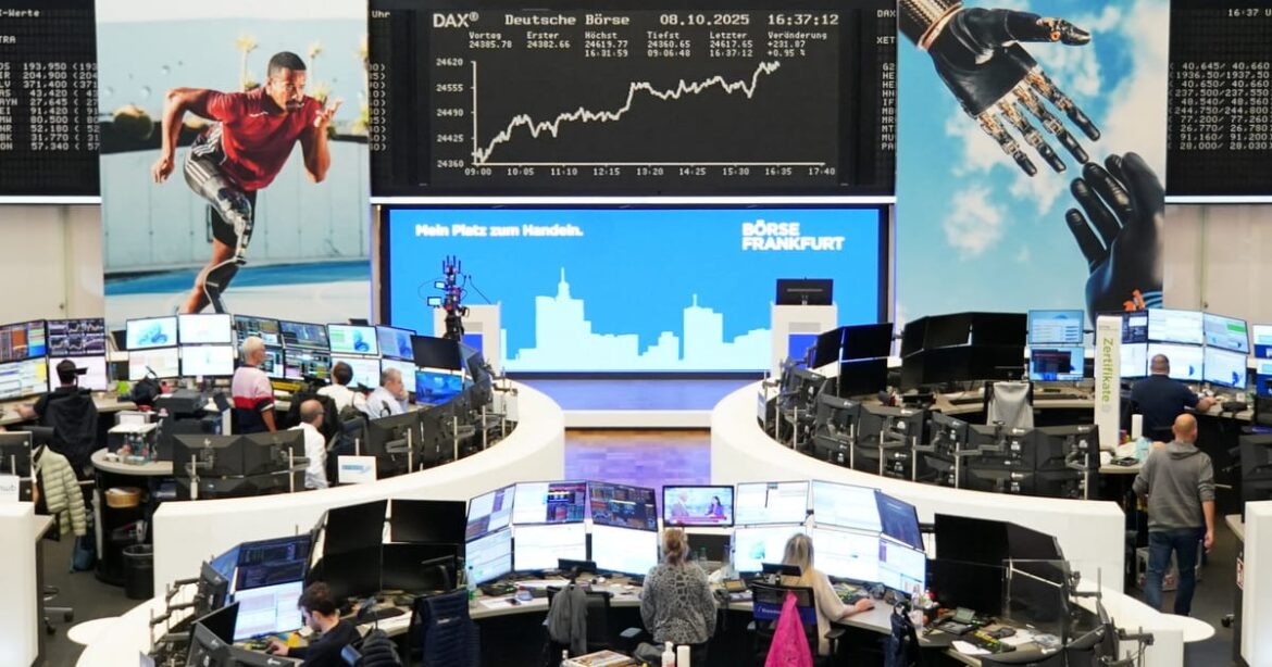 perdas-de-ferrari-e-hsbc-pressionam-indice-europeu-stoxx