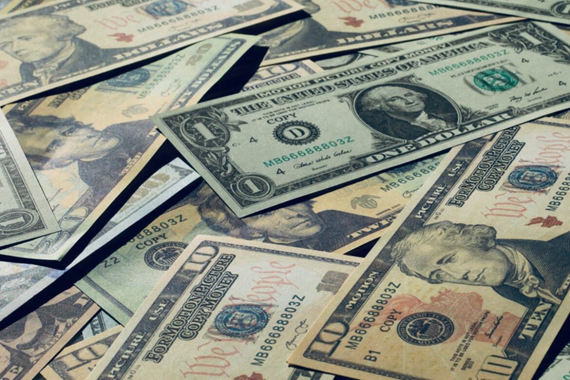 dolar-cai-com-lula-e-haddad-em-sp.-eua,-franca,-japao-e-gaza-no-radar