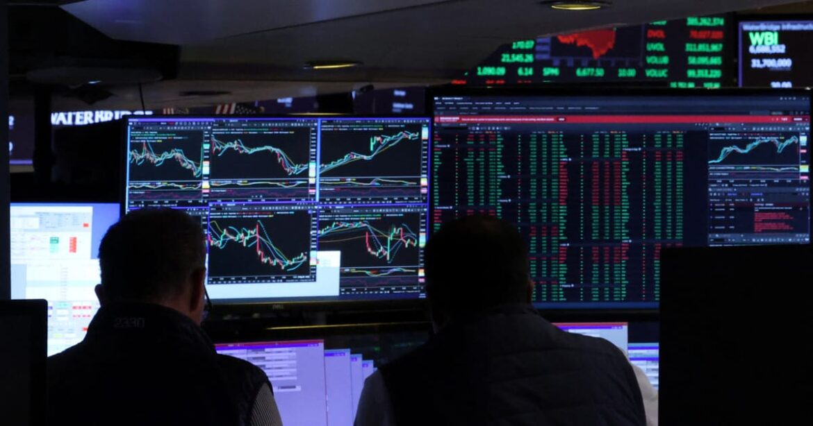 wall-street-avanca-com-arrefecimento-de-retorica-de-trump-sobre-china
