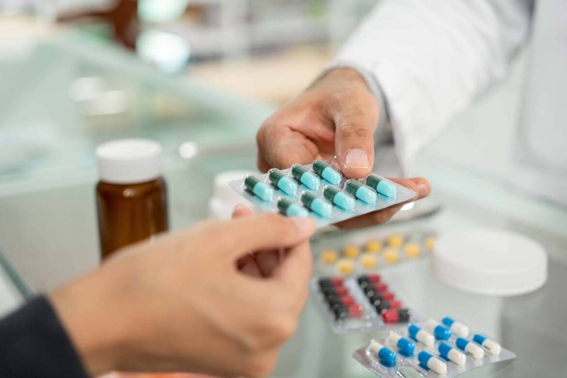 uma-em-cada-seis-infeccoes-no-mundo-e-resistente-a-antibioticos,-diz-oms