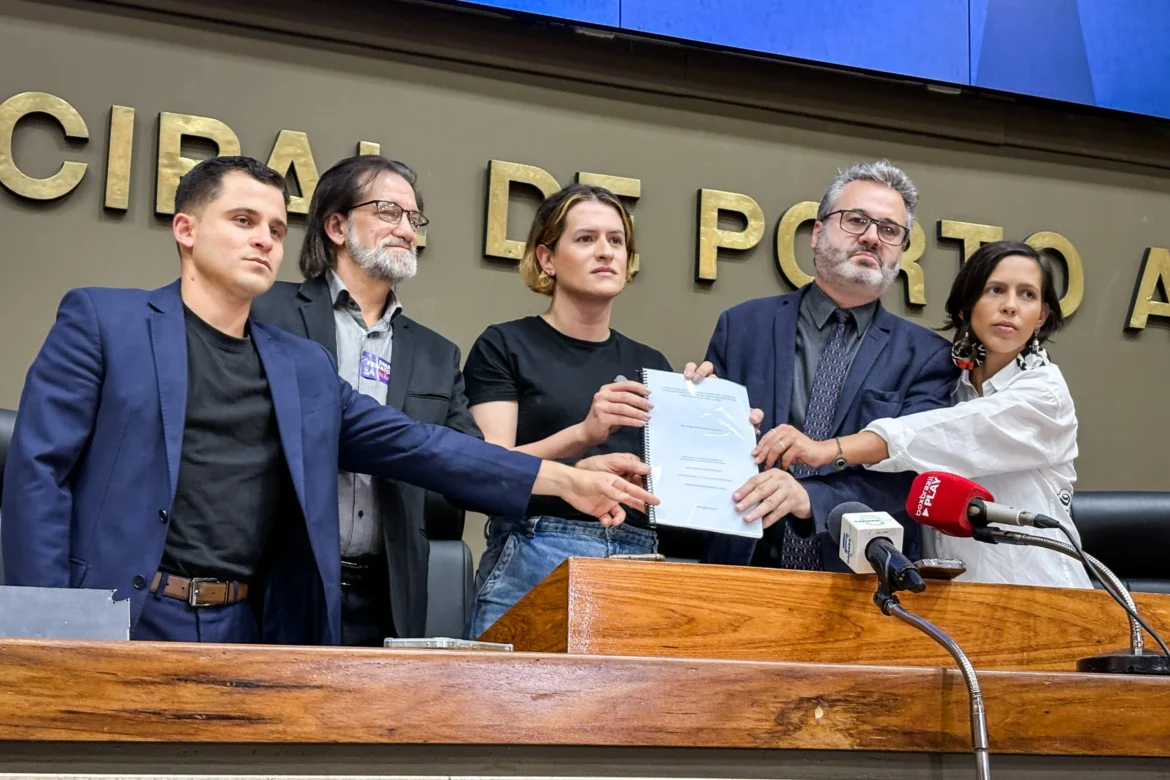 oposicao-entrega-relatorio-paralelo-da-cpi-do-dmae-e-responsabiliza-gestores-municipais