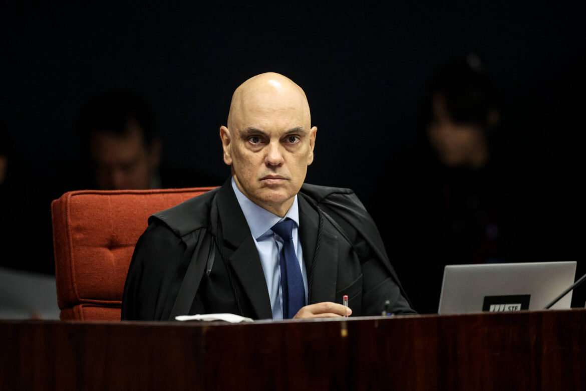moraes-reconhece-erro-judicial-e-concede-liberdade-provisoria-a-reu-do-8/1