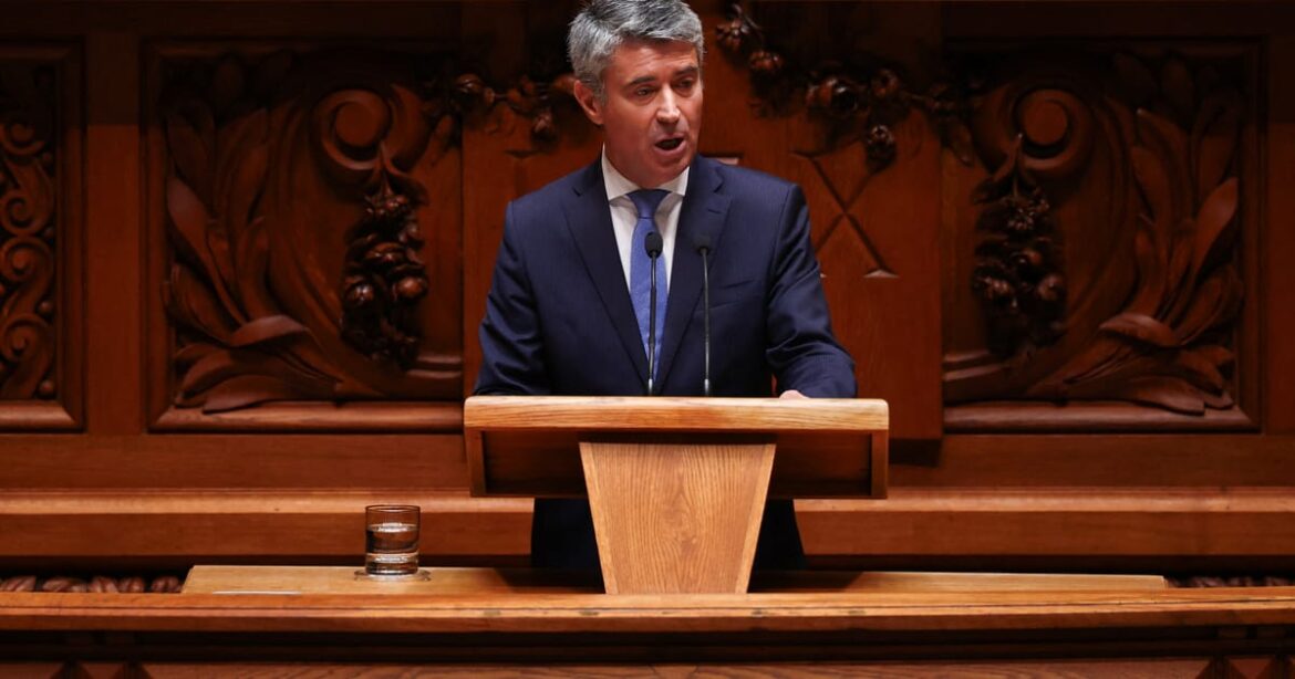 socialistas-permitirao-aprovacao-do-orcamento-em-portugal-ao-se-absterem