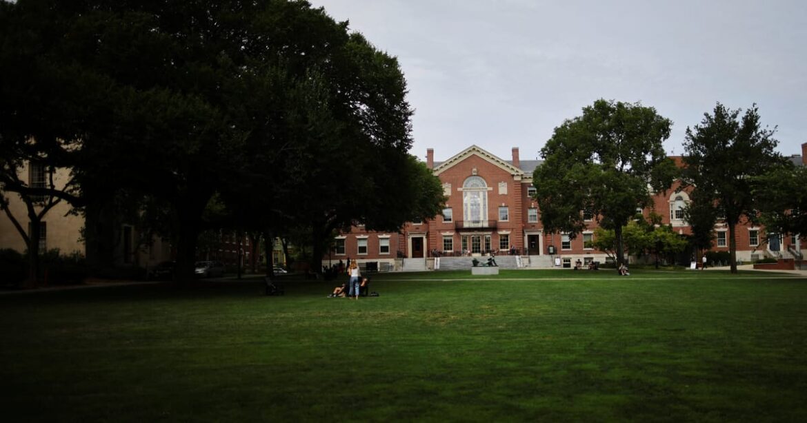 brown-university-se-recusa-a-aderir-a-memorando-do-governo-trump