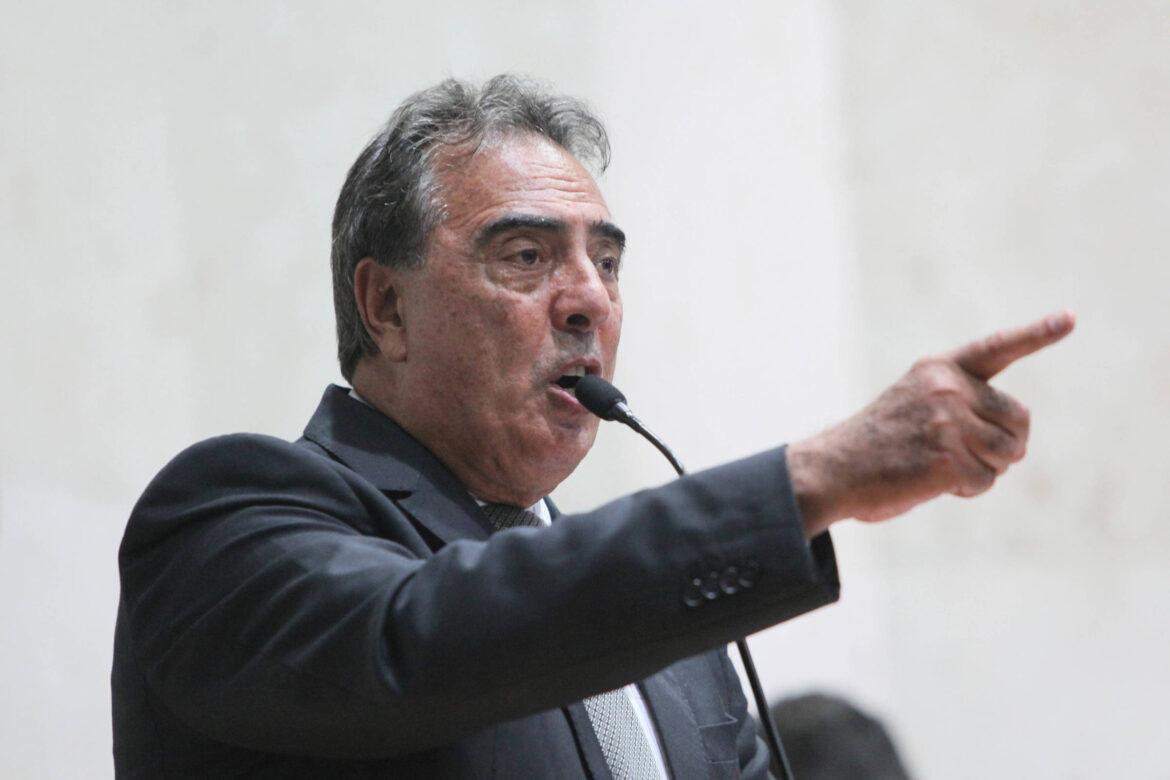 nunes-nomeia-ex-vereador-condenado-por-racismo-contra-judeus-como-assessor