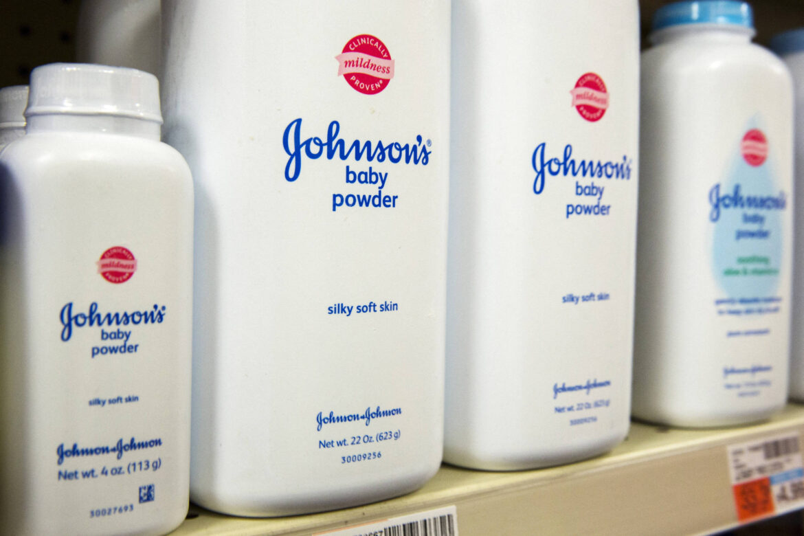 johnson-&-johnson-e-processada-no-reino-unido-por-talco-supostamente-cancerigeno