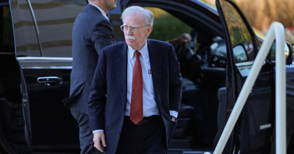 bolton,-ex-assessor-de-trump,-se-declara-inocente-de-acusacoes-de-manuseio-indevido-de-informacoes-confidenciais