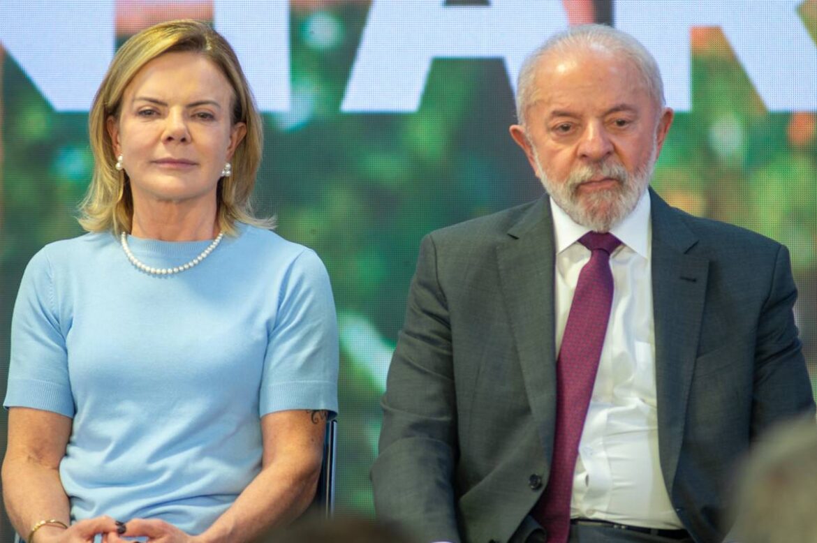 fundo-de-pensao-dos-correios-destitui-diretores-ligados-ao-pl