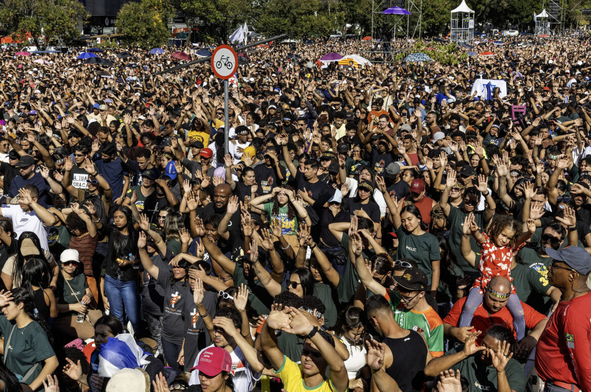 os-evangelicos-nao-sao-um-bloco,-mas-votam-como-se-fossem
