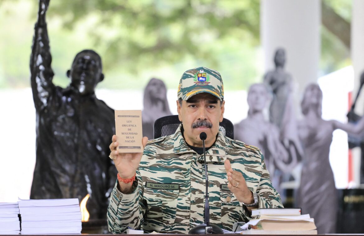 maduro-diz-que-plano-de-defesa-contra-ameacas-dos-estados-unidos-foi-acionado-em-todos-os-estados-venezuelanos