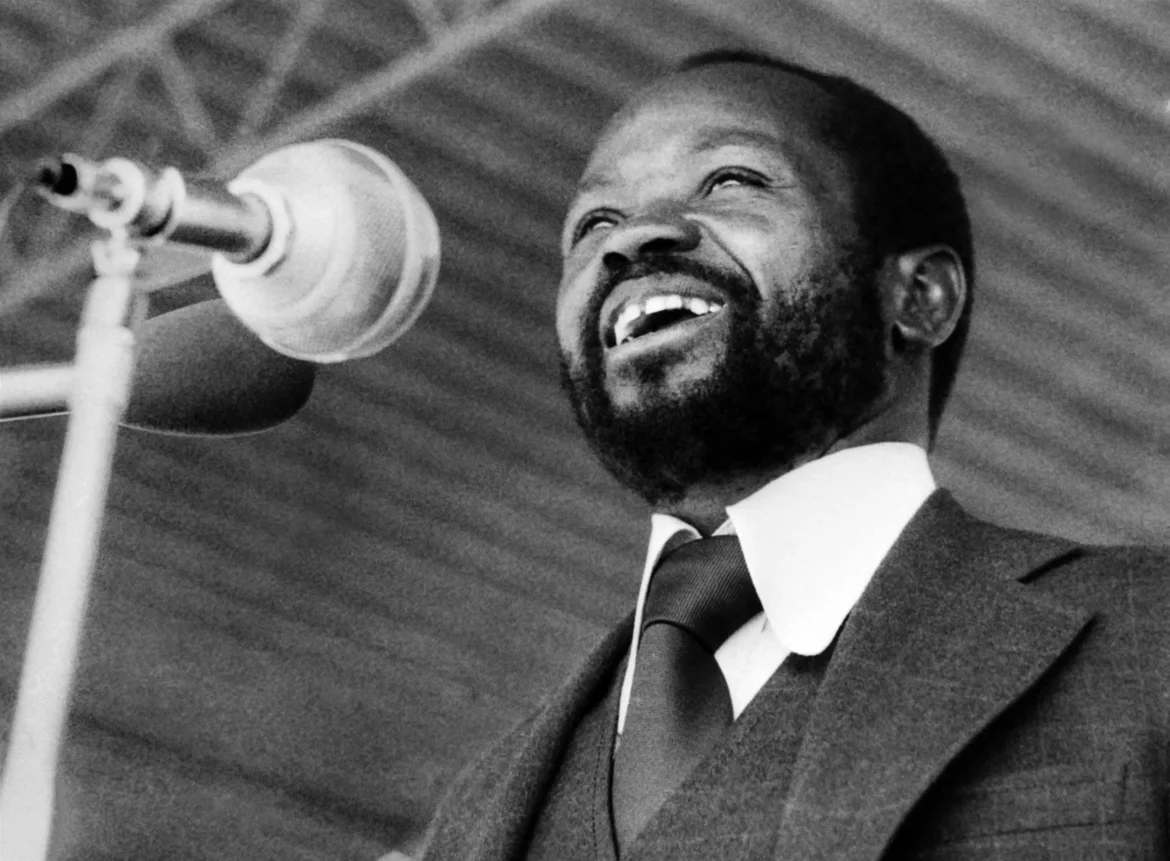 morte-de-samora-machel-ha-39-anos-enterrou-projeto-socialista-em-mocambique