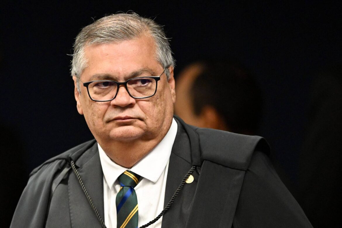 flavio-dino-ganha-acao-de-r$-1,2-milhao-contra-hospital-por-morte-de-filho