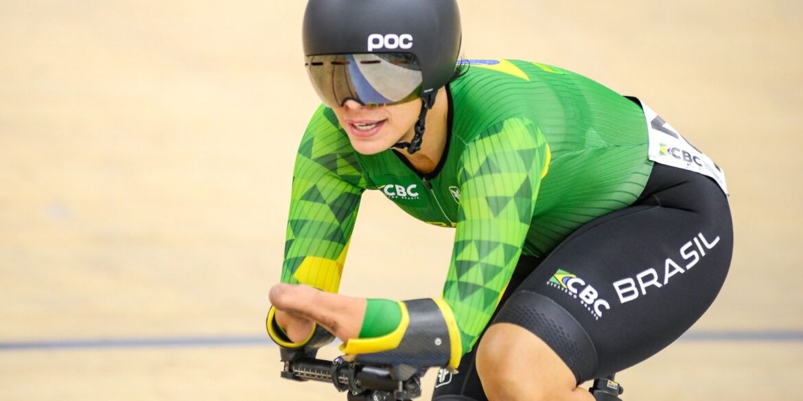 sabrina-custodia-voltou-a-brilhar-no-mundial-de-ciclismo-de-pista