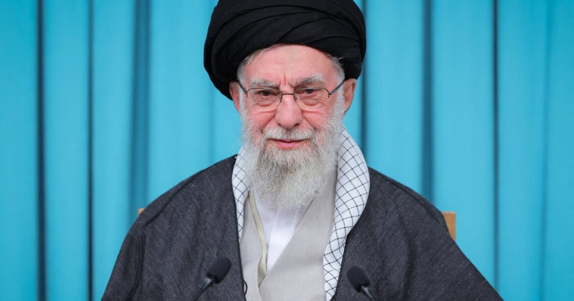 khamenei-rejeita-oferta-de-negociacoes-de-trump-e-nega-que-eua-tenham-destruido-capacidades-nucleares-iranianas