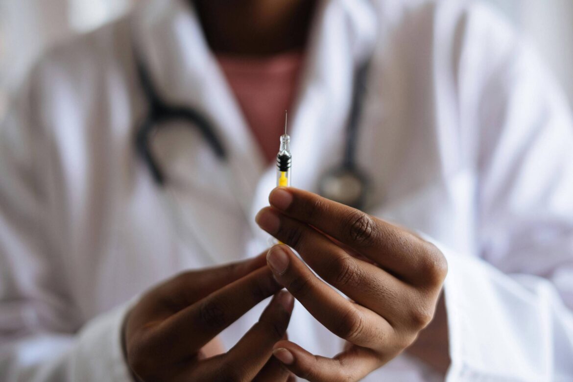 nova-injecao-inteligente-contra-cancer-de-cabeca-e-pescoco-mostra-resultados-promissores