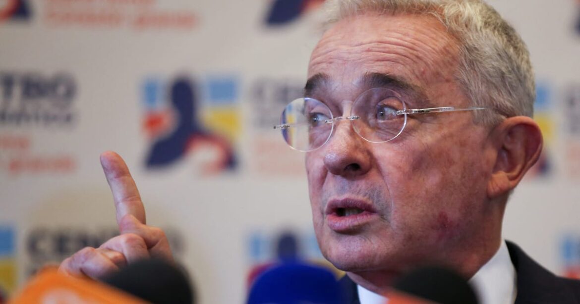 tribunal-colombiano-reverte-condenacao-de-ex-presidente-por-suborno