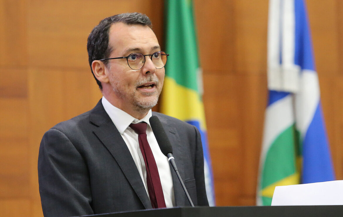 apos-acao-de-ludio,-abilio-apaga-video-em-que-expoe-adolescentes-nas-redes-sociais