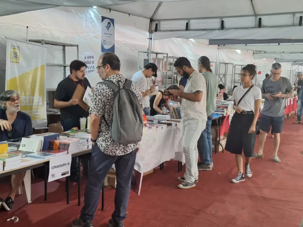 fliv-rio-2025-homenageia-pepe-mujica-em-evento-que-mescla-literatura,-debates-e-cinema-no-maracana