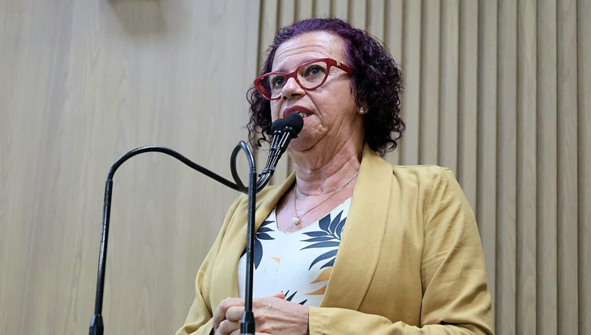aracaju:-contratacao-de-organizacoes-sociais-e-denunciada-pela-vereadora-sonia-mmeire
