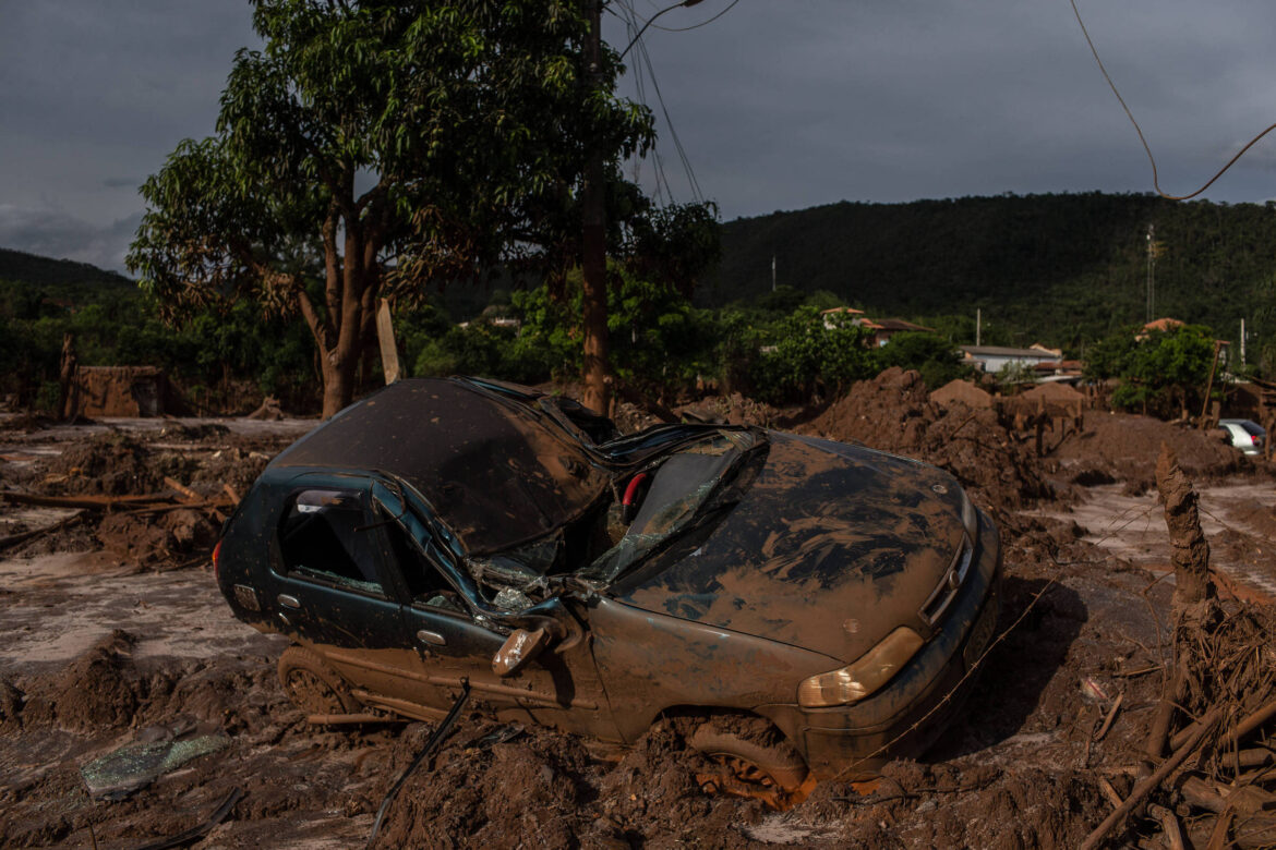governo-do-es-usa-r$-33-mi-de-recursos-de-mariana-para-comprar-helicoptero