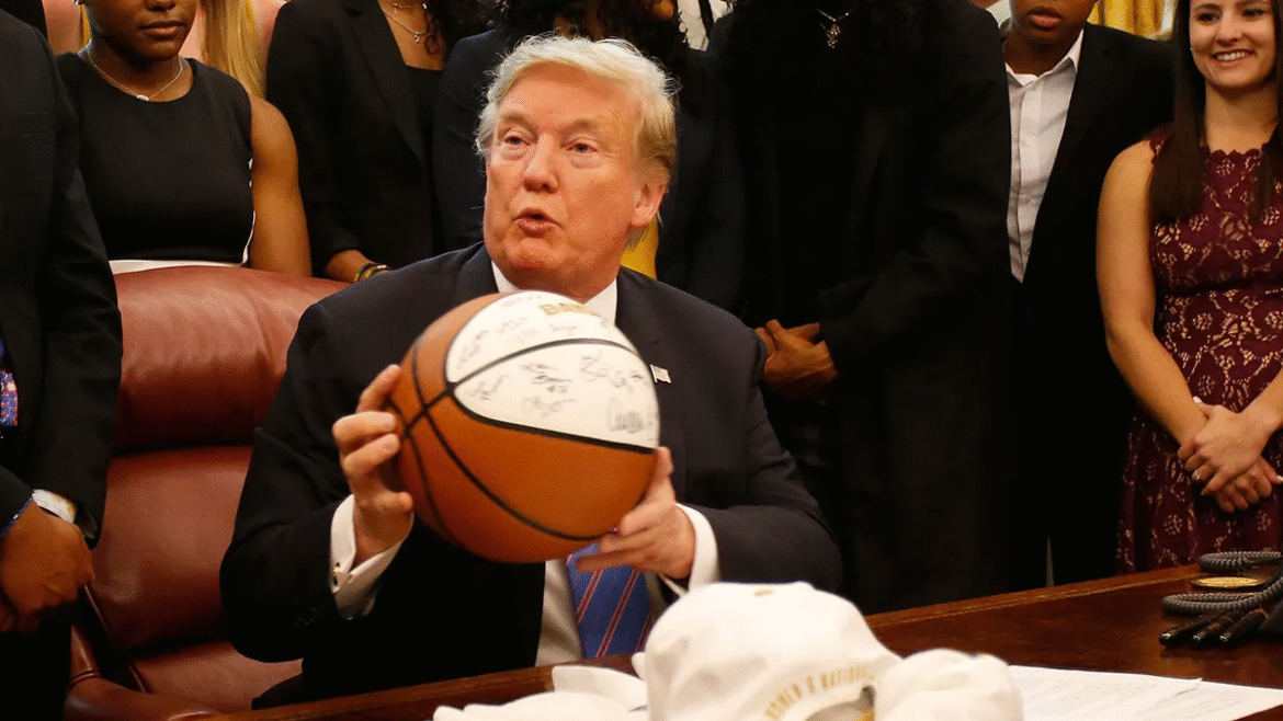 operacao-do-fbi-na-nba-e-vinganca-de-trump,-diz-jornalista