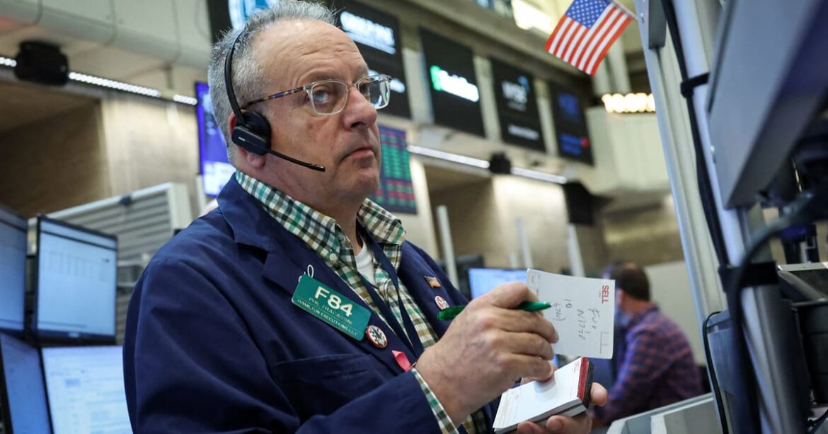 wall-street-atinge-maxima-recorde-apos-dados-de-inflacao-impulsionarem-apostas-de-corte-de-juros