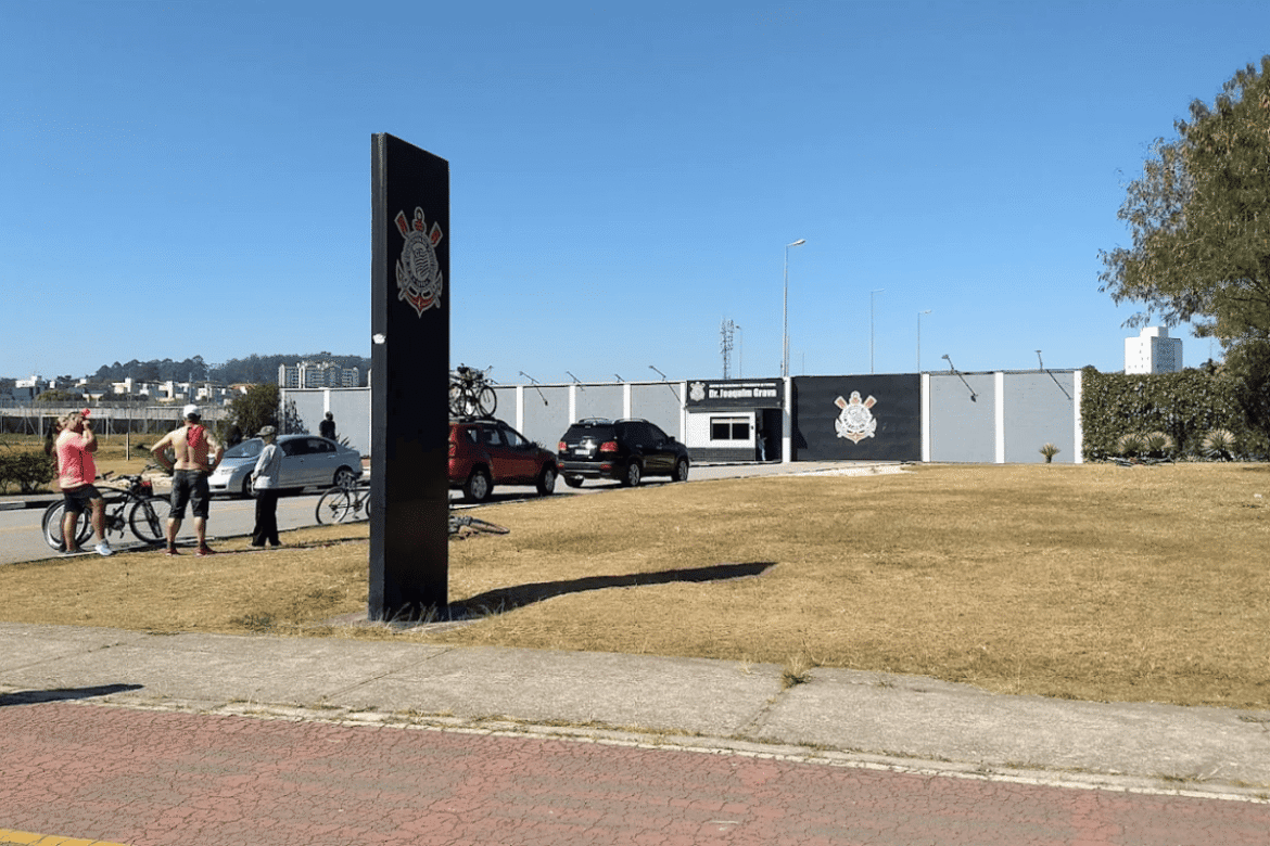 corinthians-e-condenado-a-pagar-pensao-a-atleta-que-se-feriu-em-treino