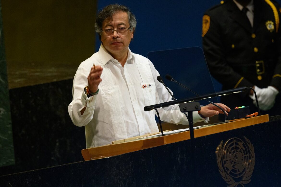 trump-impoe-sancoes-ao-presidente-da-colombia,-gustavo-petro