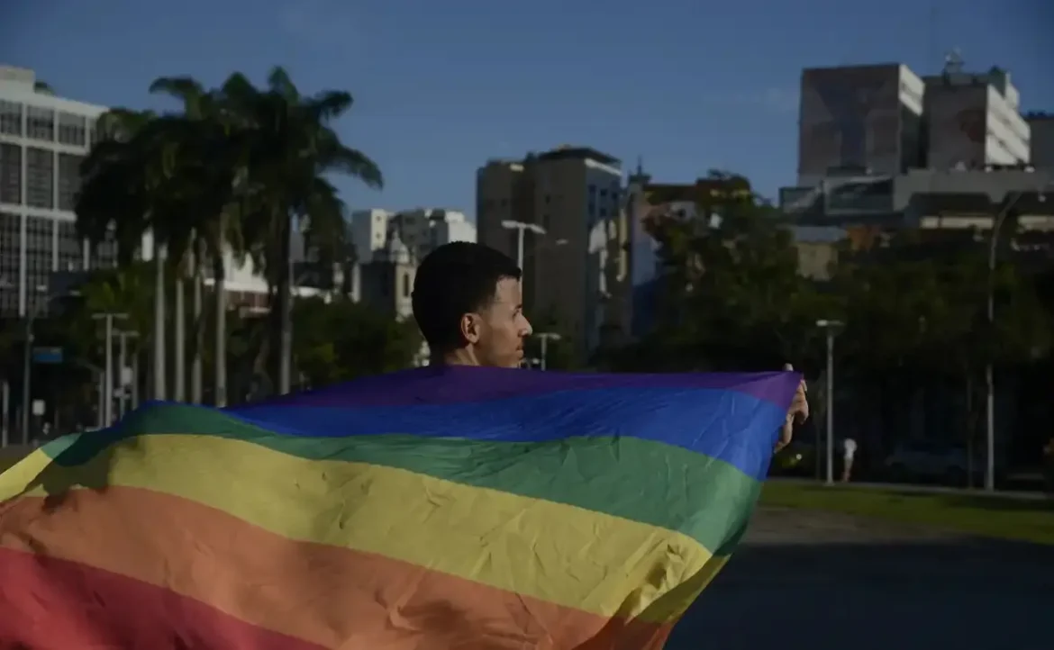 stf-vai-decidir-se-licenca-paternidade-vale-para-casais-em-uniao-homoafetiva