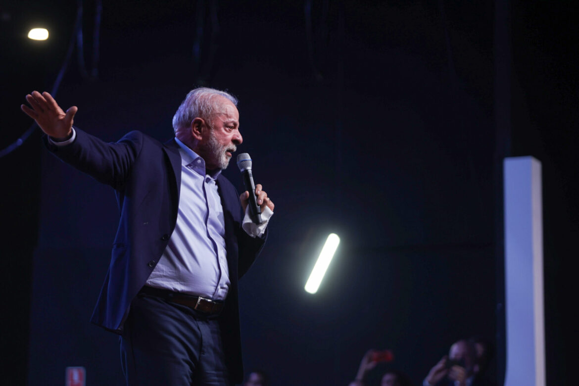 lula-planeja-ir-ao-show-de-coldplay-em-belem-dias-antes-da-cop30