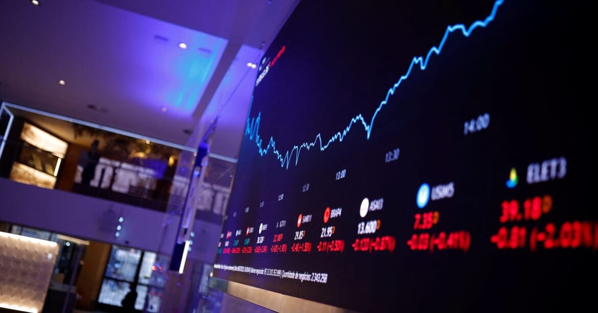 ibovespa-fecha-em-alta-e-renova-recordes-com-otimismo-generalizado