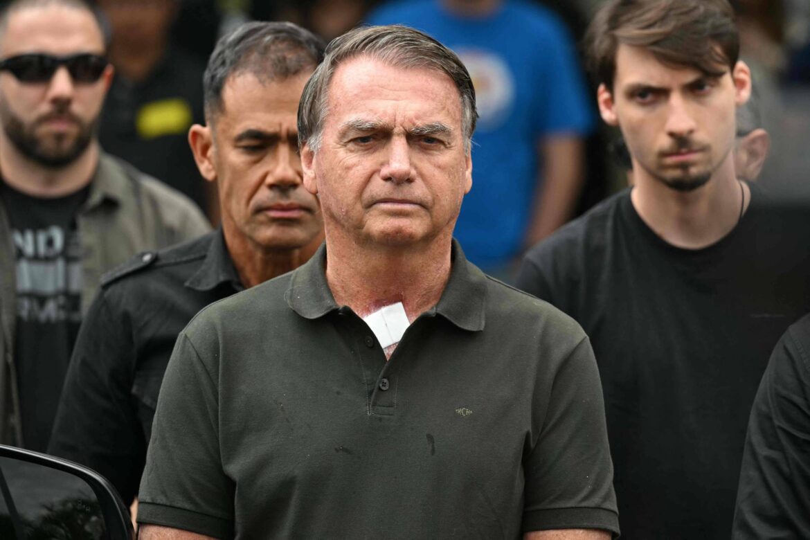 defesa-de-bolsonaro-cita-voto-de-fux-em-recurso-contra-condenacao-por-trama-golpista