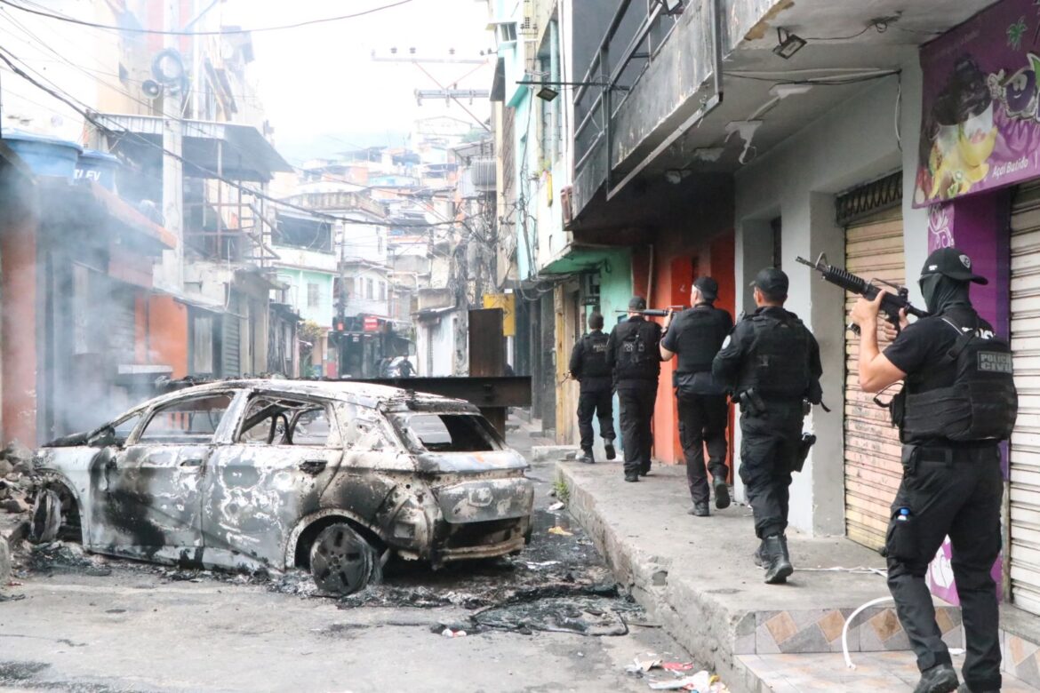 guerra-no-rio:-operacao-deixa-ao-menos-64-mortos-e-e-a-mais-letal-da-historia-do-estado