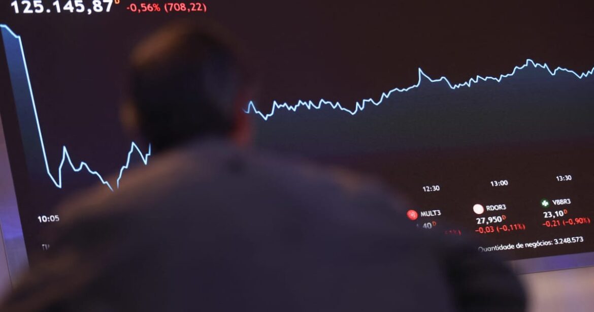 ibovespa-renova-maxima-com-apoio-de-vale-e-salto-de-mbrf