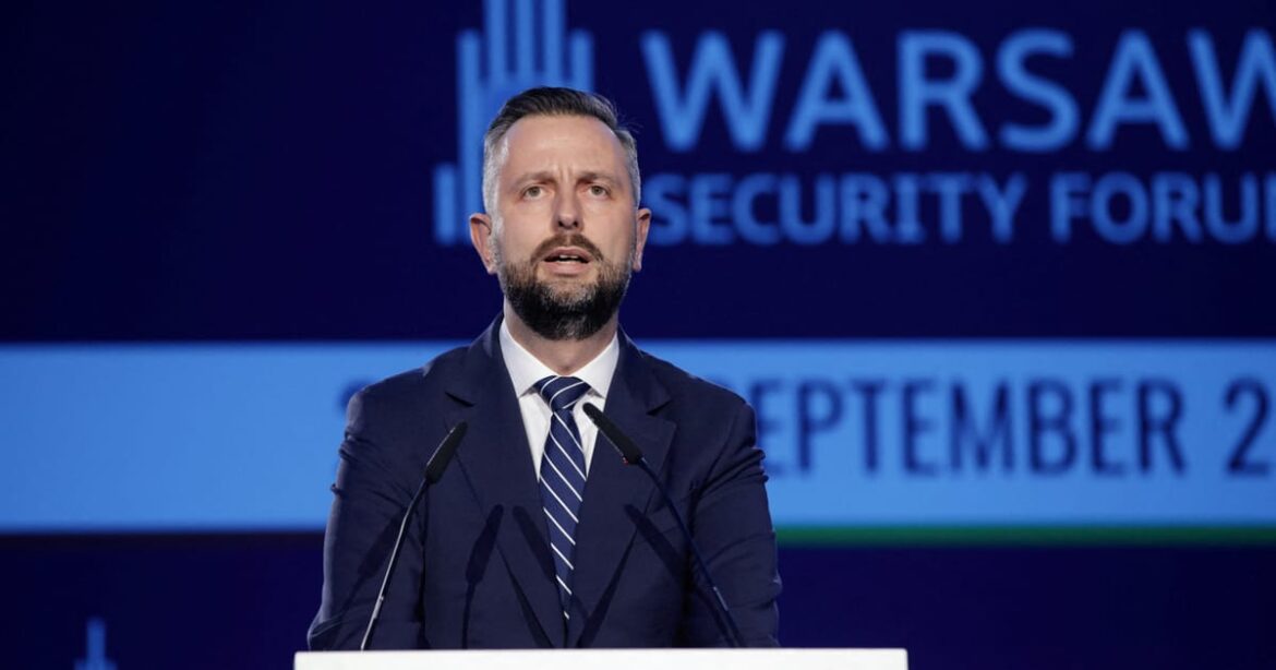 cacas-poloneses-interceptaram-aeronaves-russas-sobre-mar-baltico,-diz-ministro