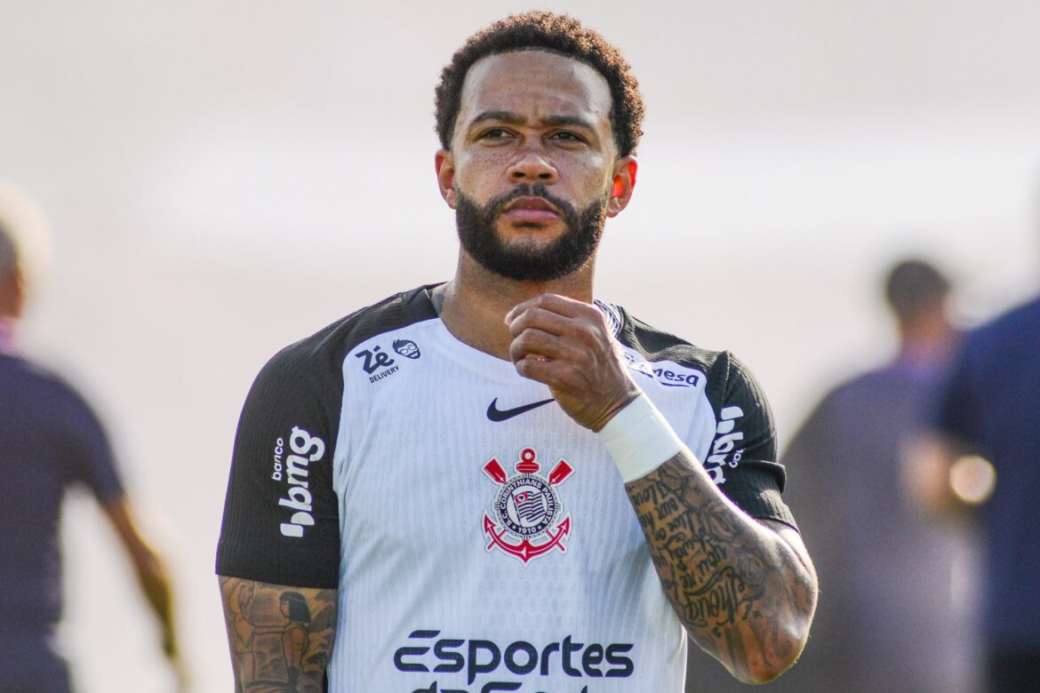 depay,-do-corinthians,-manda-recado-para-oruam-apos-megaoperacao-no-rj