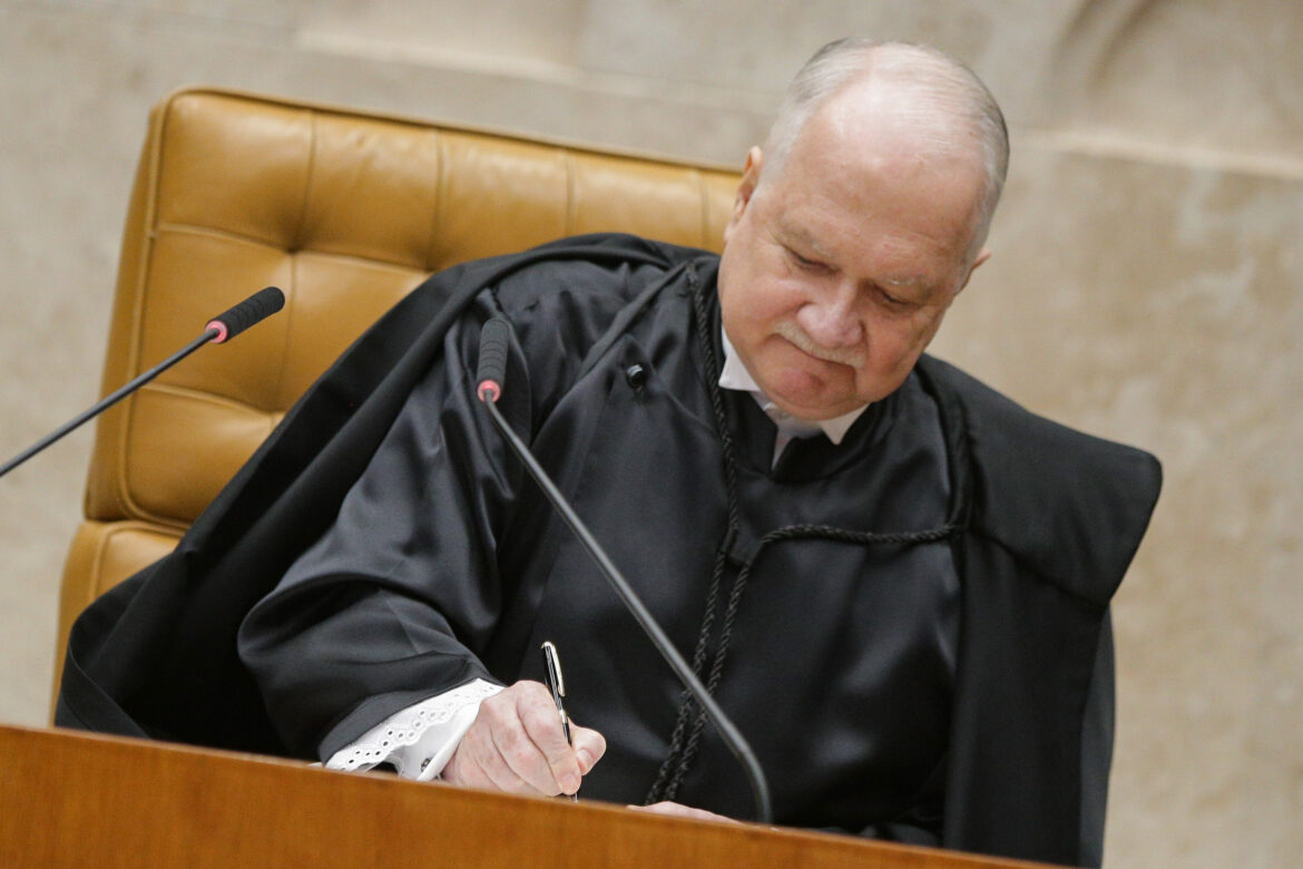 fachin-diz-que-stf-acompanha-situacao-no-rio-com-a-devida-atencao