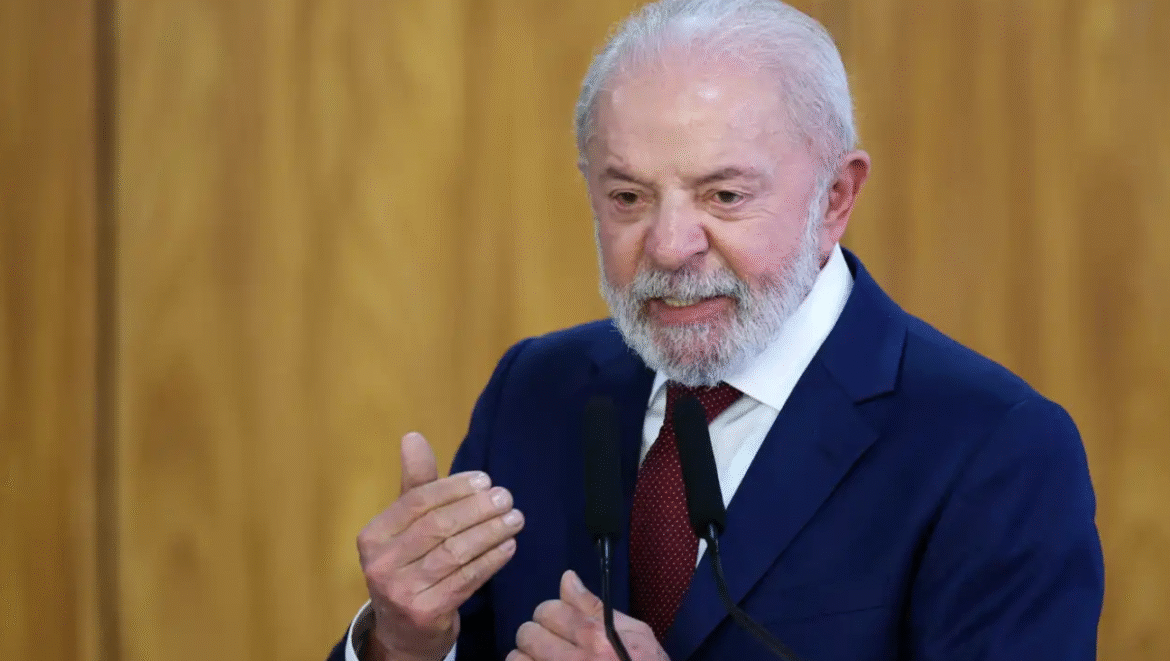 em-recado-a-castro,-lula-exalta-inteligencia-da-pf-por-acao-contra-fraudadores-do-pix