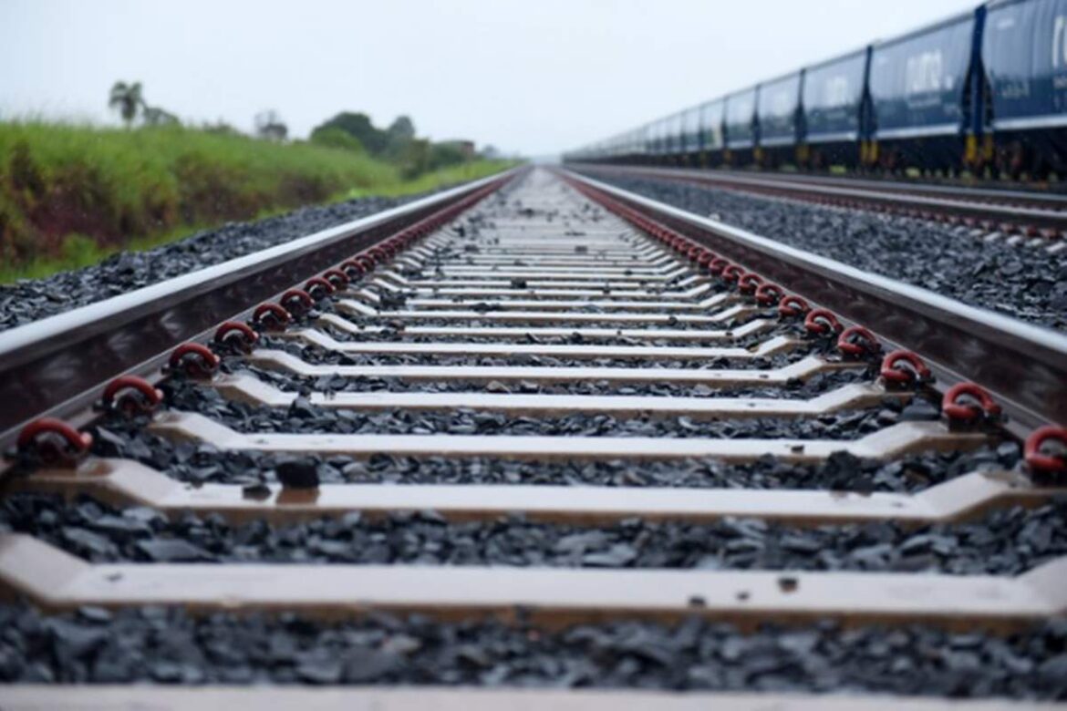 homem-e-atropelado-por-trem-e-sofre-trauma-na-cabeca-no-df