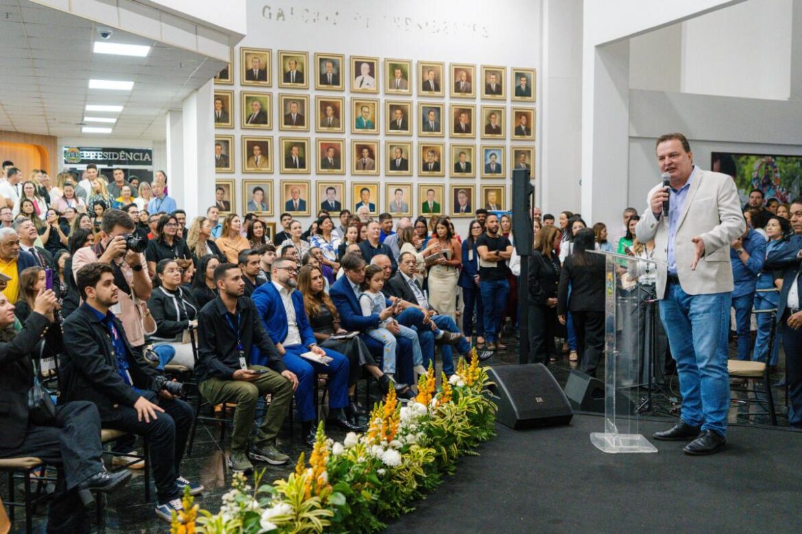 max-russi-anuncia-pacote-de-valorizacao-e-reconhecimento-aos-servidores-da-almt