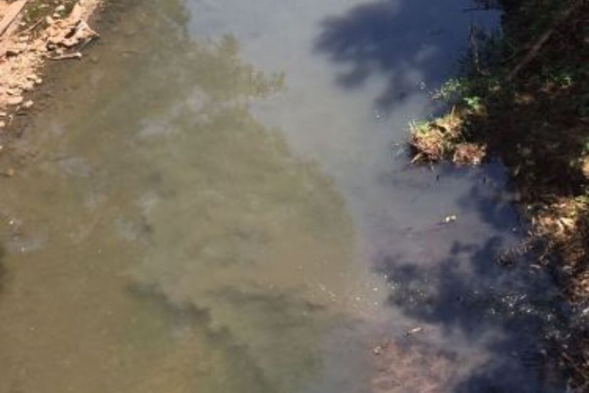 mulher-desaparece-apos-ser-levada-por-enxurrada-no-interior-de-sp