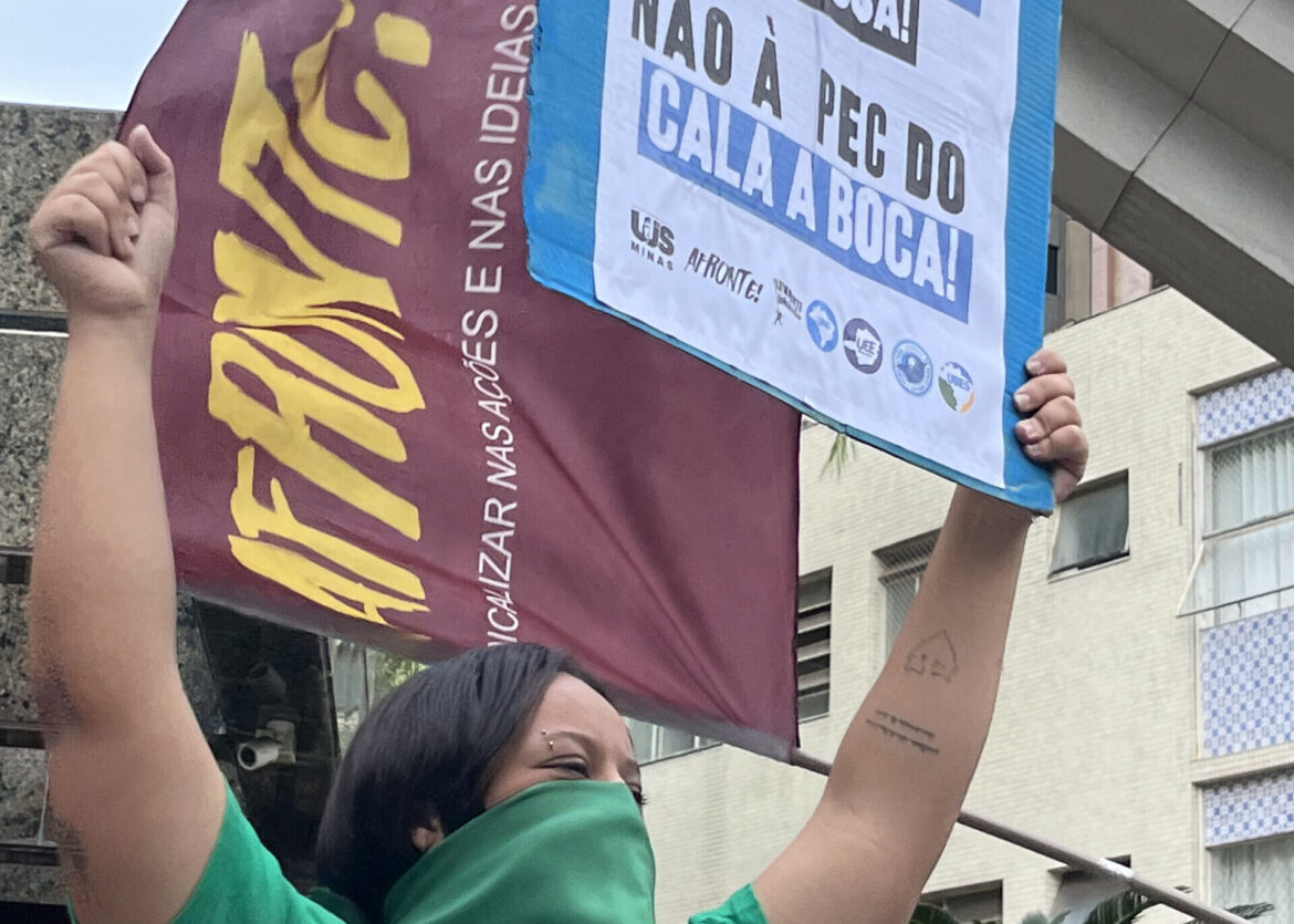 movimentos-de-juventude-de-minas-gerais-cobram-tadeu-leite-que-nao-paute-a-pec-do-cala-boca